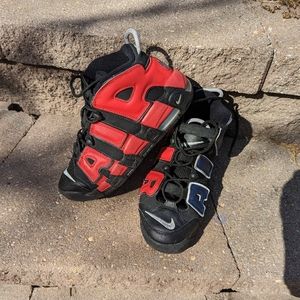 Nike Air Uptempo 6.5 Y EUC no box Smoke Free Small dog$65 plus shipping